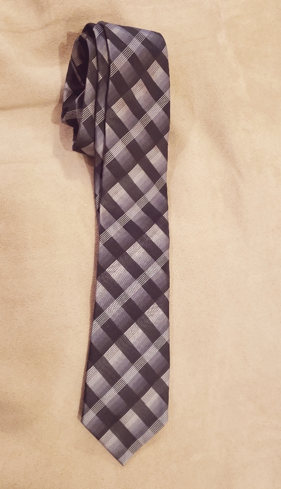 Men's tie